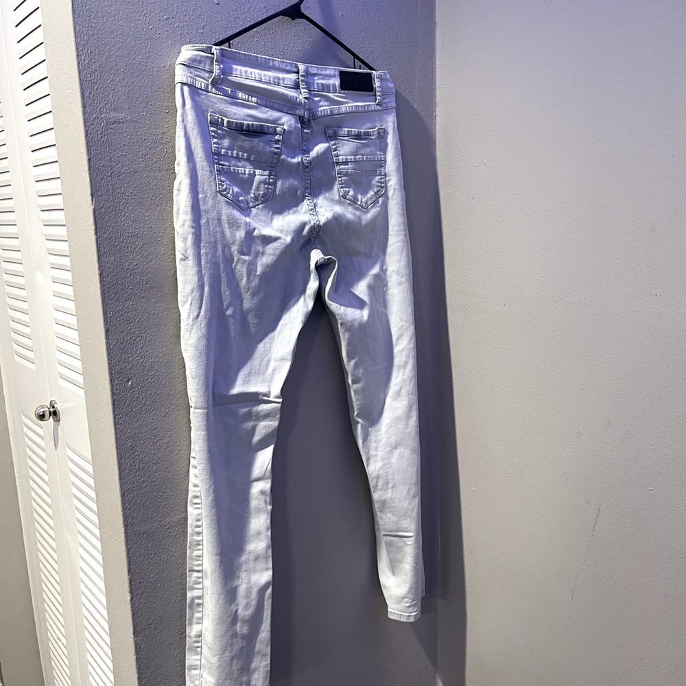 Forever 21 Ripped Jeans - Picture 3 of 11